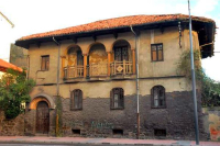 Acertar con el chalet del Notario Vigil